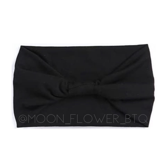 🔴SALE 3/$20🔴 Boho Turban Headband Ear Warmer Black - Picture 2 of 8